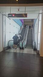 Specialists Shopping Centre (D9), Retail #567710391